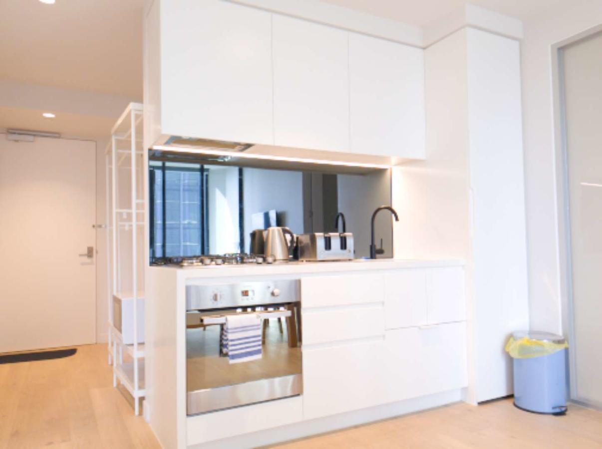 Light Tower Apartment Melbourne Exterior foto