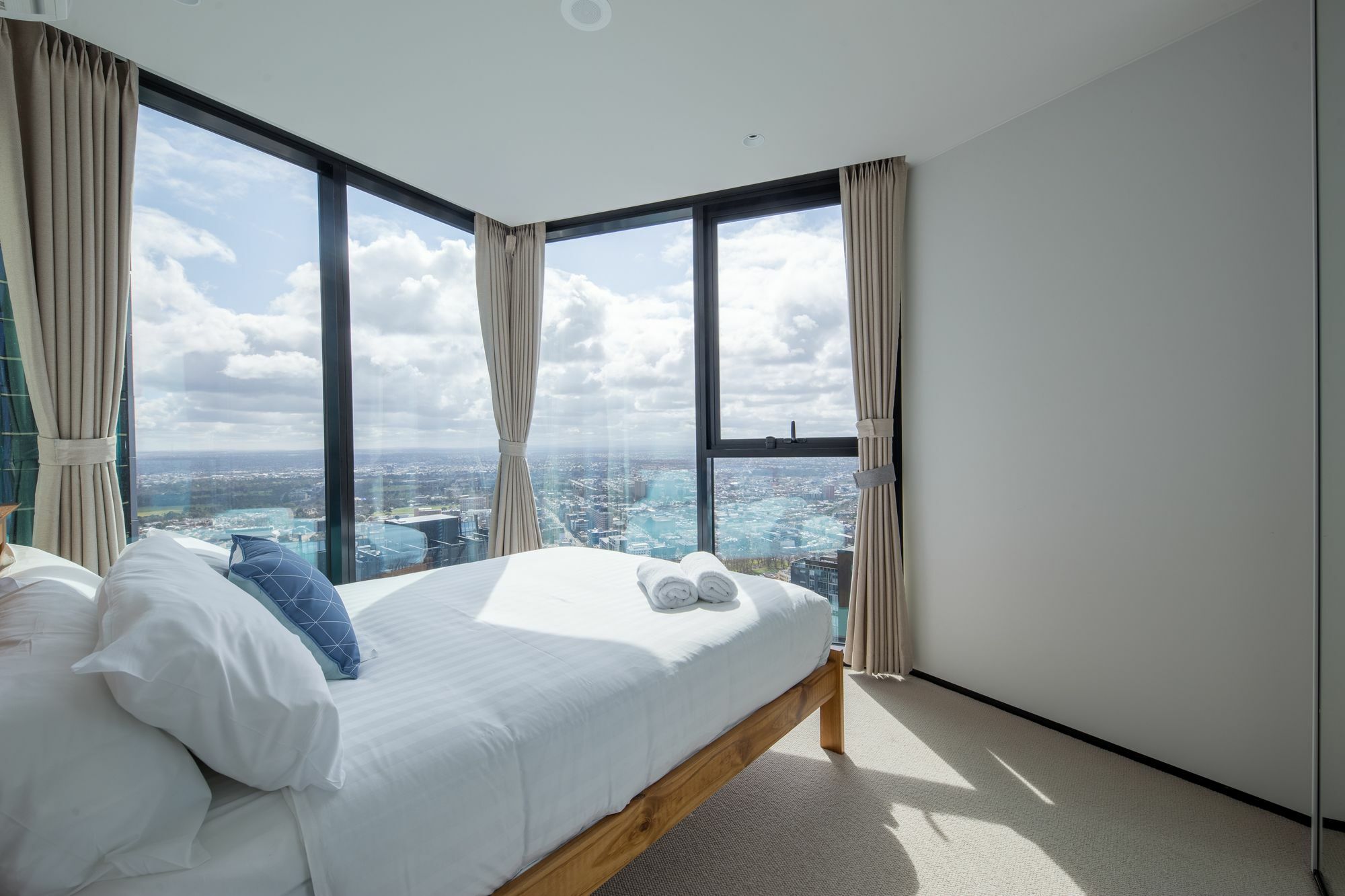 Light Tower Apartment Melbourne Exterior foto